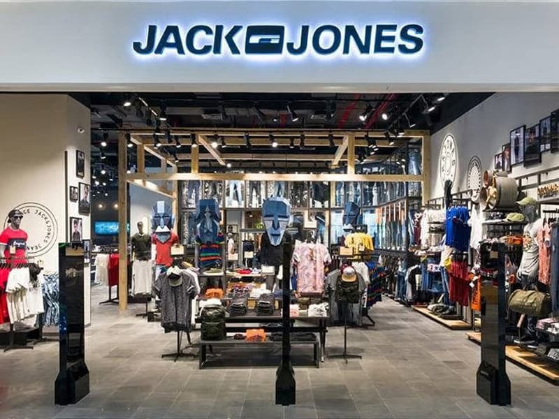 Jack and Jones - Slide 1